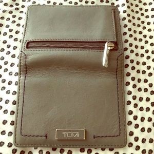Tumi wallet grey leather